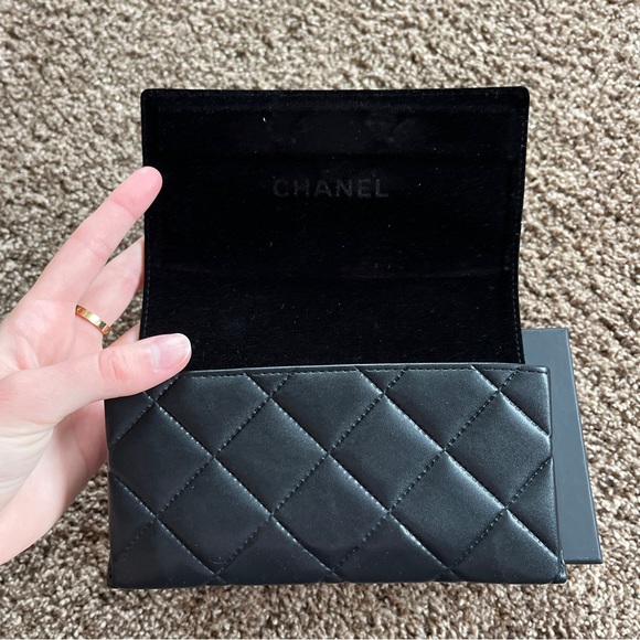 Chanel Quilted Sunglasses Case - Picture 4 of 6